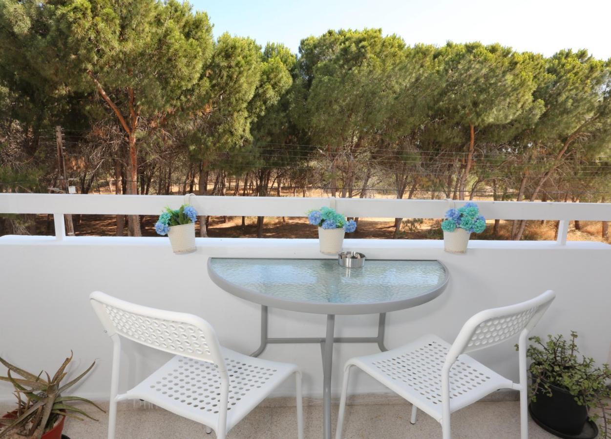 Cozy Holiday Apartment In Larnaca Near Foinikoudes Екстериор снимка